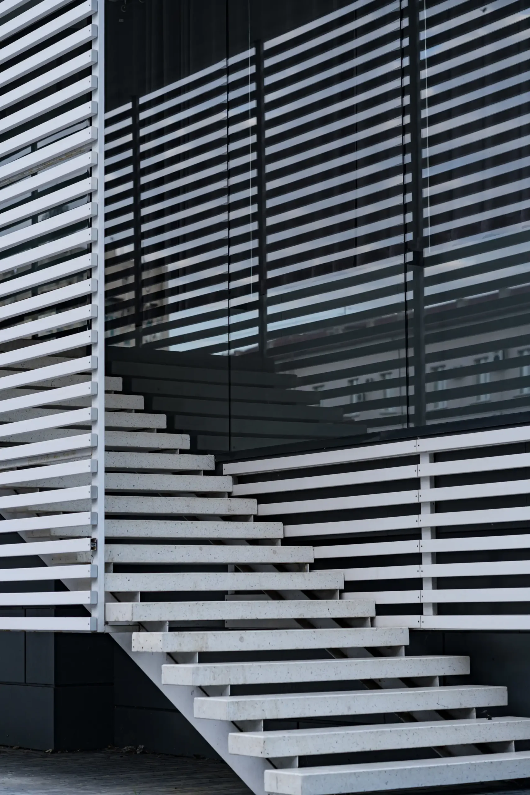 louvres-solutions f louvres-solutions f